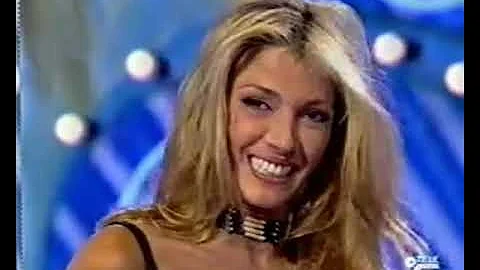 Catherine fulop en viva los novios con Carlos mata...