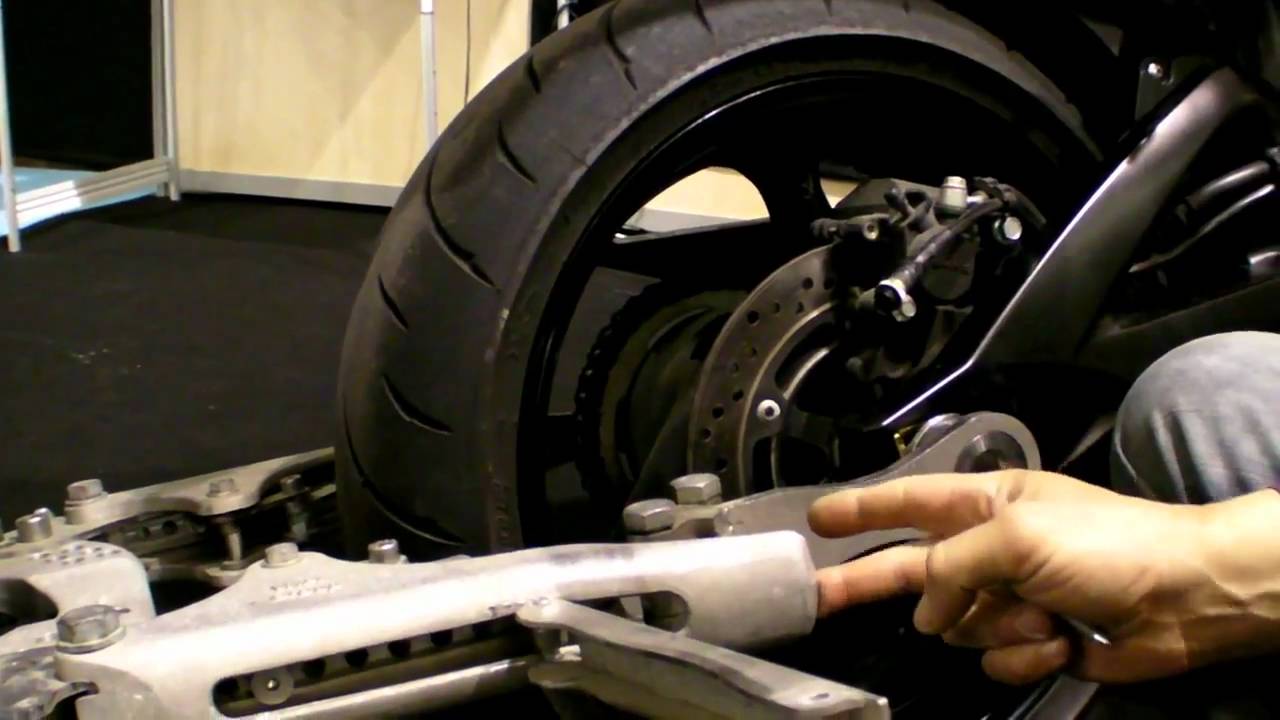 FOIRE DE PARIS CONCOURS LEPINE 2011 REMORQUE MOTO