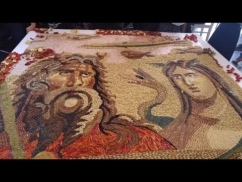 Video: Sedef Mozaik: Iç Mekanda Beyaz Mozaik Karolar, Kabuklu Mozaik Seçenekleri, Kendin Yap Yapımı