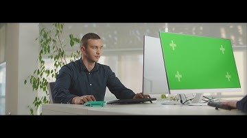 4K Green Screen | Man | Office | Work | Screen | Free Stock Video Footage [ No Copyright ]