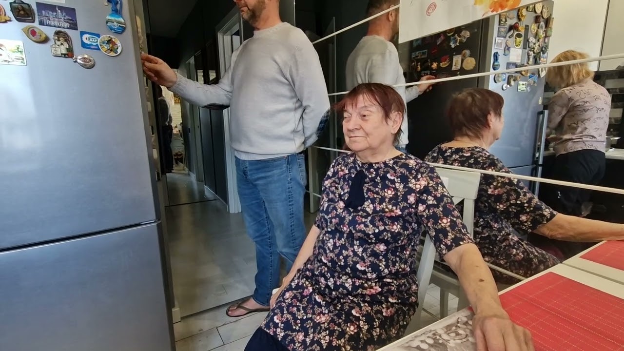 УСТРОИЛА КОНЦЕРТ ПЕРЕД ИРОЙ