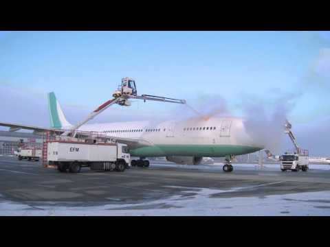 Video: Wie viel kostet es, ein Flugzeug zu enteisen?