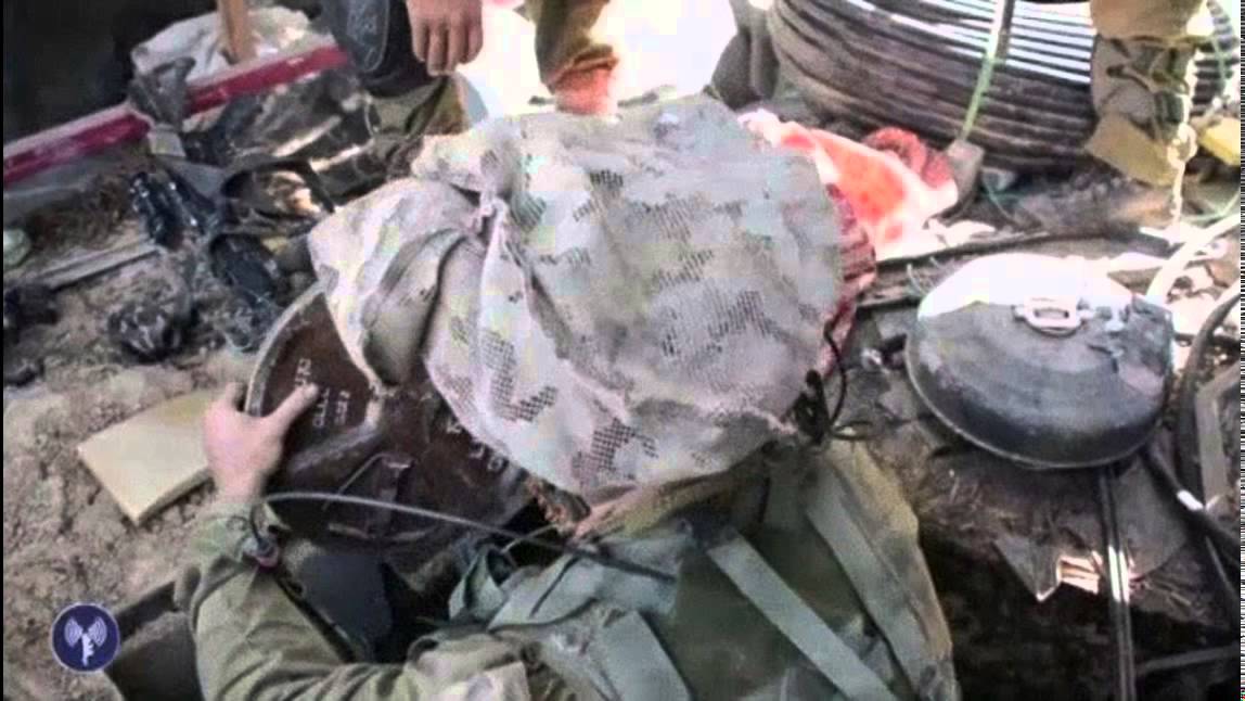 Gaza militants kill five Israeli soldiers after infiltrating through tunnel