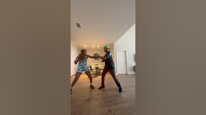 Claressa Shields training with Papoose #boxing #claressashields  #youtubeshorts