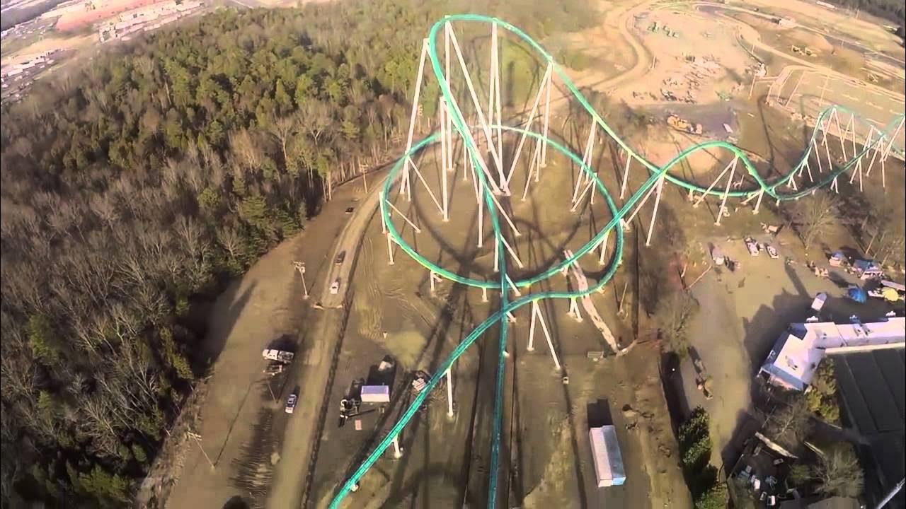 Самые страшные горки в аквапарке в мире. Опасные водяные горки. Самая высокая горка в аквапарке в мире. Водные горки. Видео самые страшные горки.