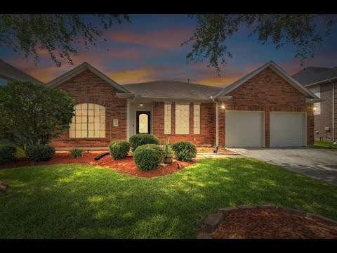 1753 Silver Bend Drive, Dickinson, TX home video tour