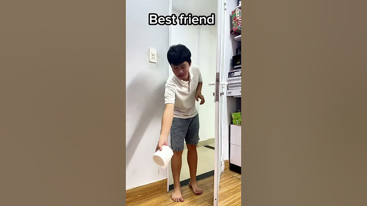 Different people giving you 🧻🚽 #shorts