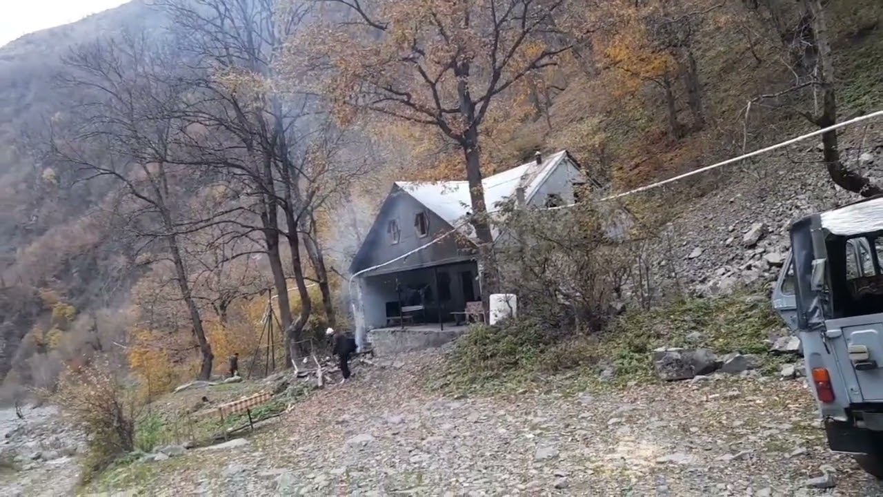 Qax (İlisu, isti su hamamı)