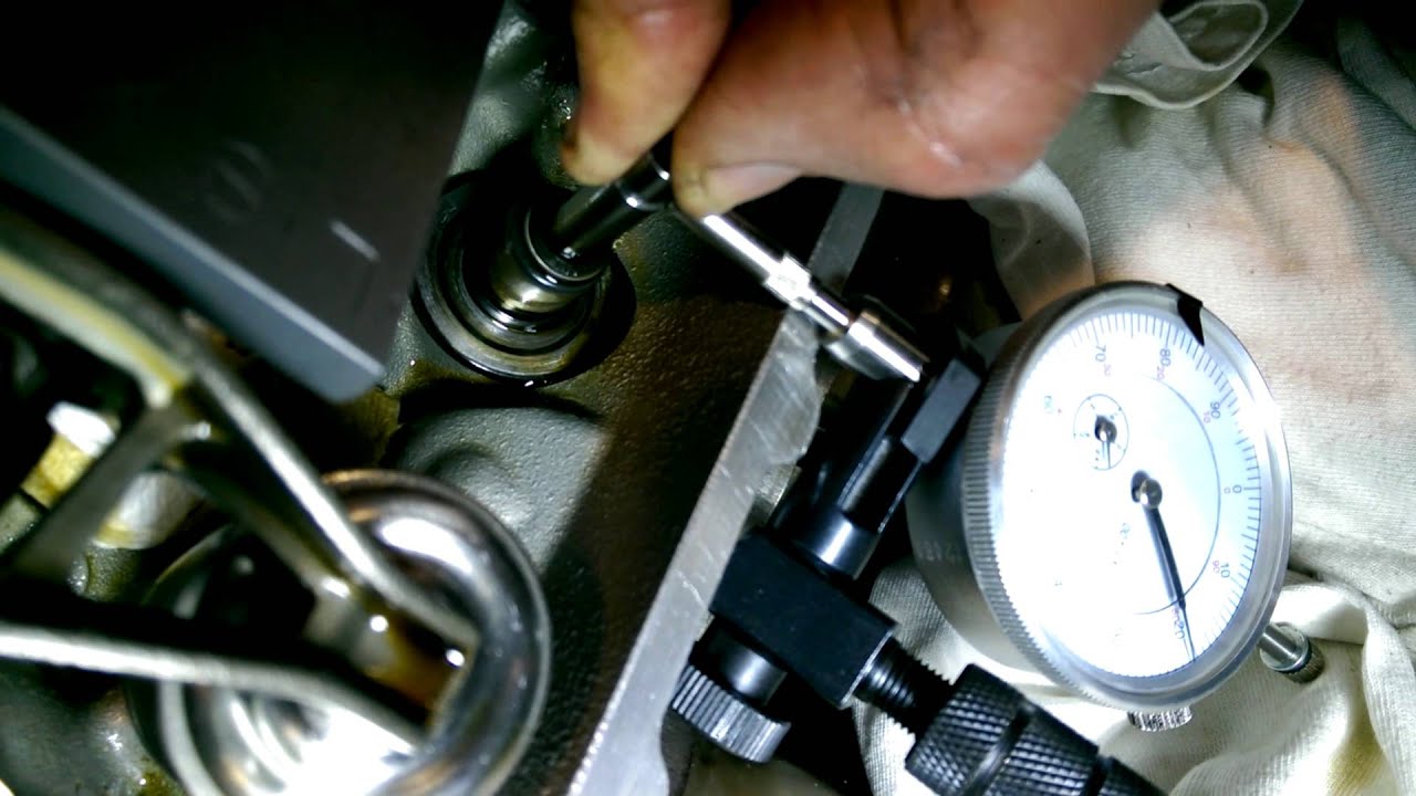 Wiggle test of Number 5 Intake Valve YouTube