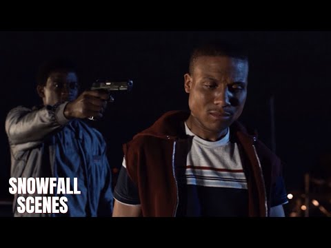 Snowfall 1x6 | Franklin's first body