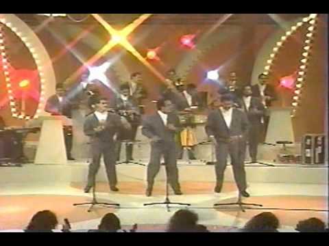 Putar Te Voy A Saciar De Mi - Andy Montañez