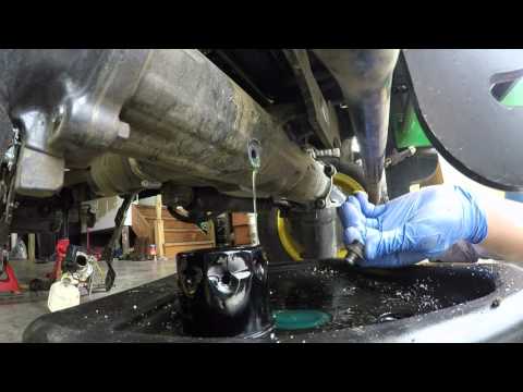 John Deere 1025R 50 Hour Service
