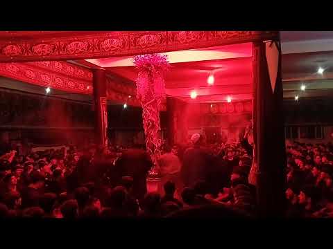 نوحه افغانی من سینه زدم عمری دوری علمت مولا شب هفتم محرم سال ۱۴۴۷ مسجد جامع رهبر شهید مرکز بامیان 