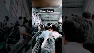 Heavy Crowd At Kashmiri Gate. metro delhimetrotrain