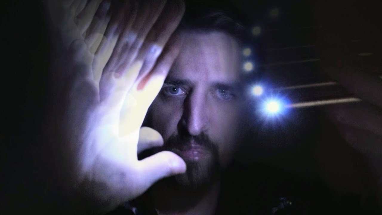 ASMR Follow the Light 👁️ FOCUS Eye Exam