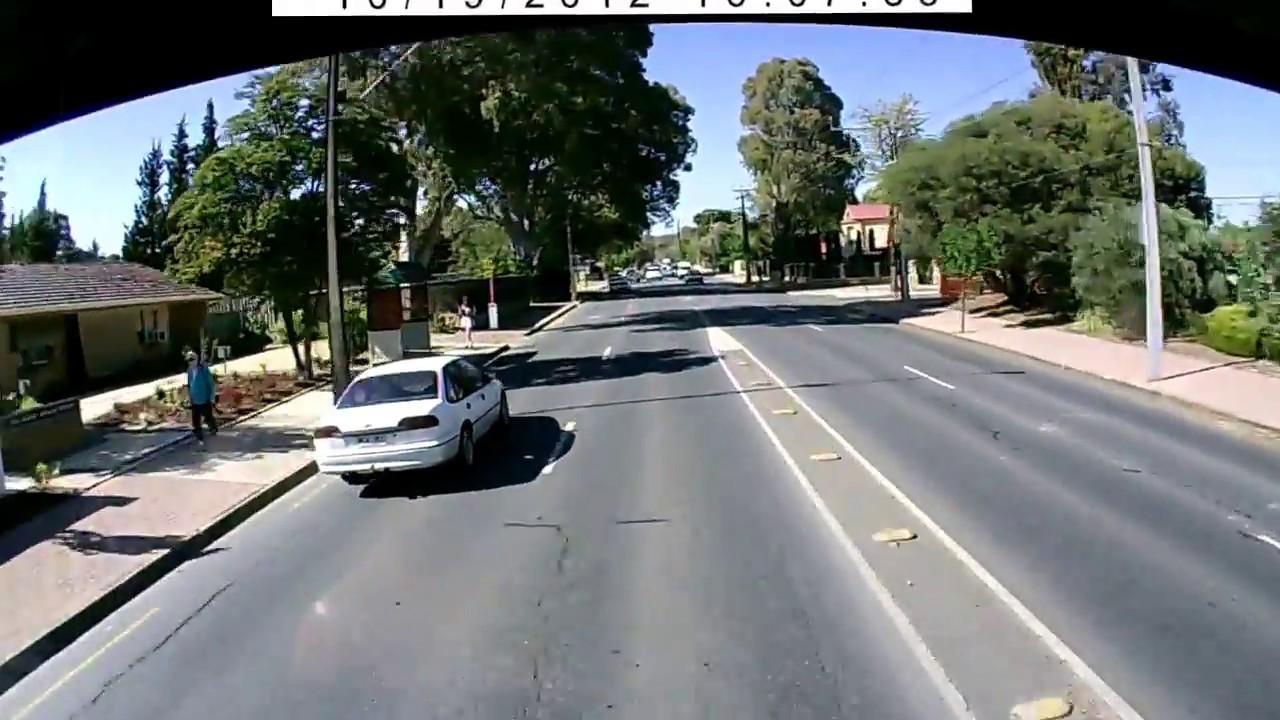 mirror accident YouTube