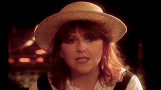 Video thumbnail of "Moonlight Shadow - Mike Oldfield Ft. Maggie Reilly (1983) HD"