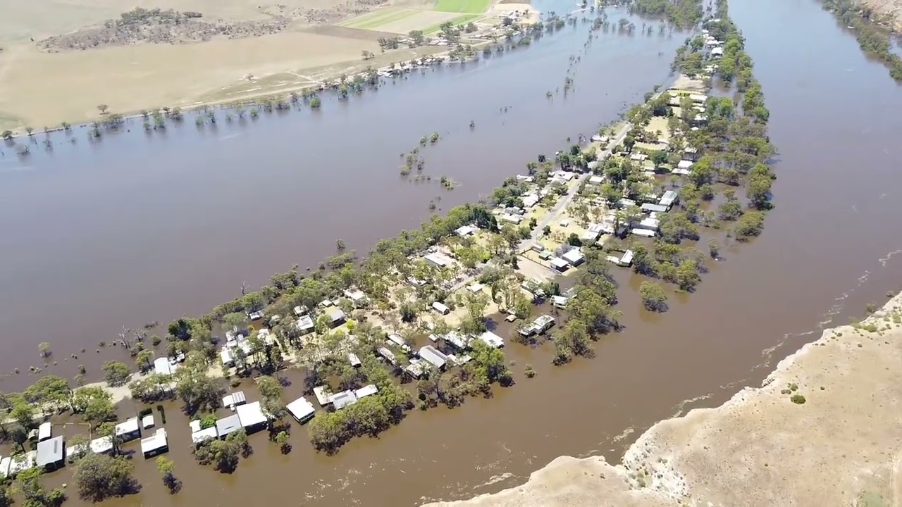 Walker Flat and the rising River Murray December 23 2022