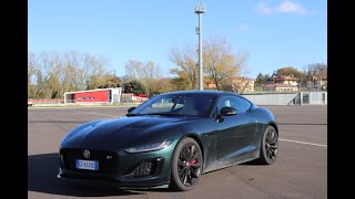 Jaguar F-Type R test drive, con la coupé da 575 CV in pista a Imola