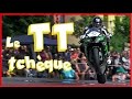 Course moto : le Tourist Trophy Tchèque, à fond entre les maisons (English Subs)