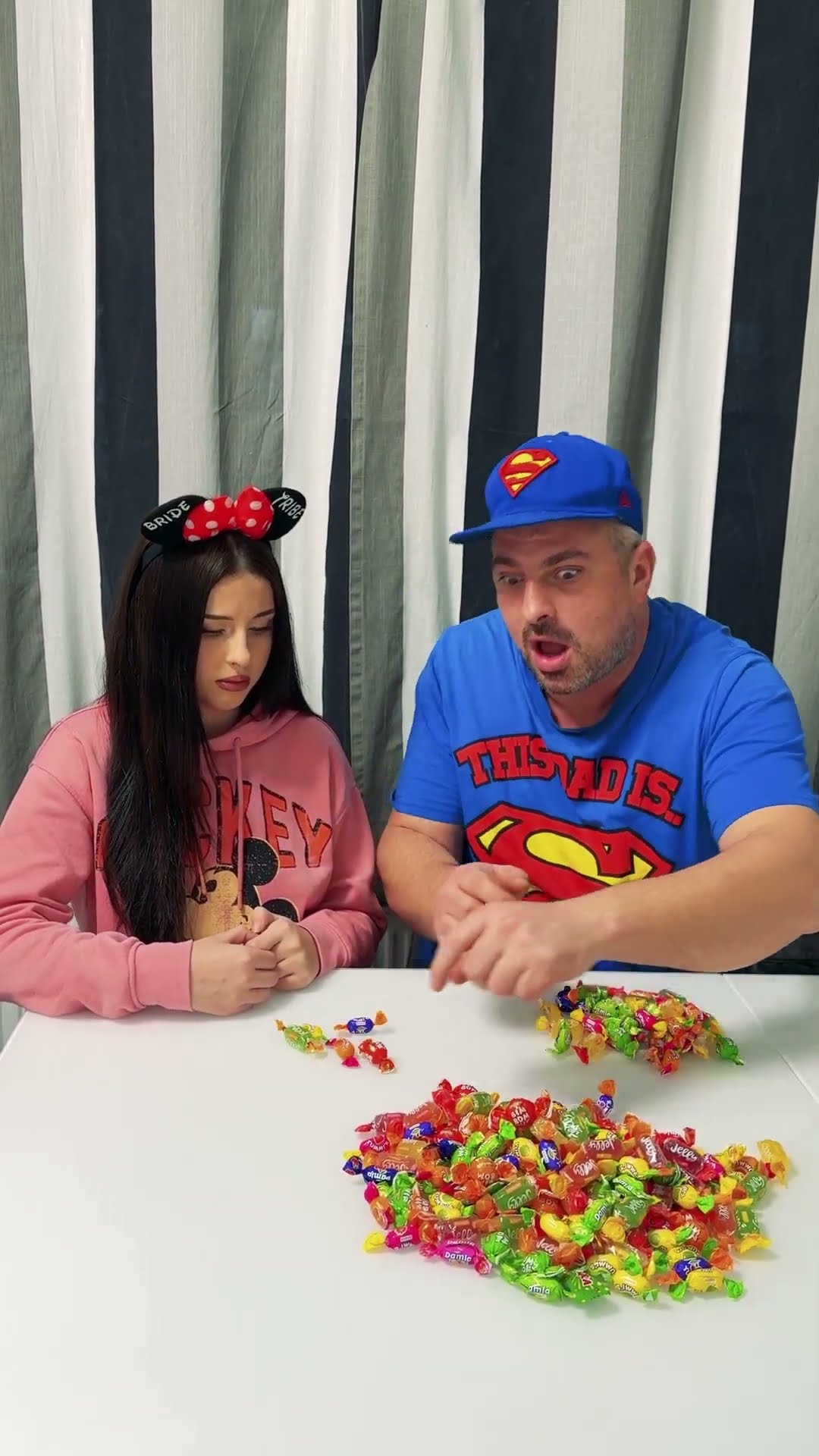 comedy: dad pranks kid with candy ?❤️?