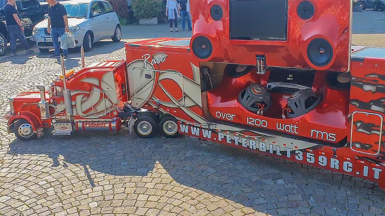 Modeltruck Peterbilt RC 1:4 Show tour
