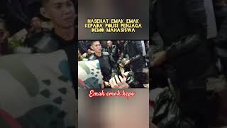 pesan emak emak kepada polisi penjaga demo mahasiswa #emakemak #emakviral #emakgaul #polisi #demo