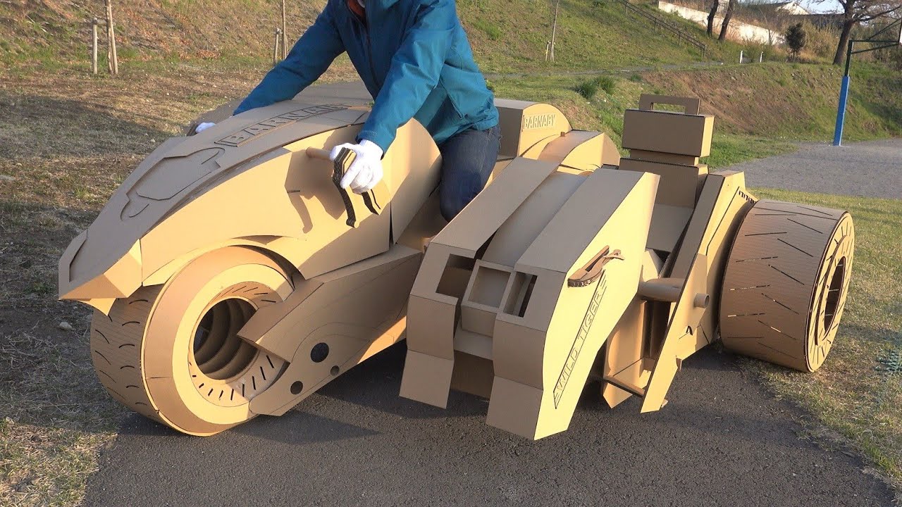 TIGER & BUNNY/Double Chaser cardboard DIY - YouTube
