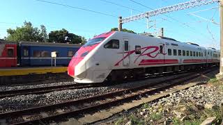 554次莒光號與127次普悠瑪在大林車站交會 20211025
