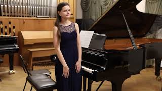 С. Суханов. «Вариации на тон "D"» (исп. Екатерина Белых)