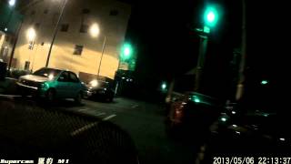 獵豹M1夜晚測試(腳踏車裝在握把上)