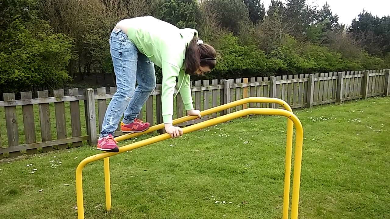 Cautious Jenni - Anti-Parkour