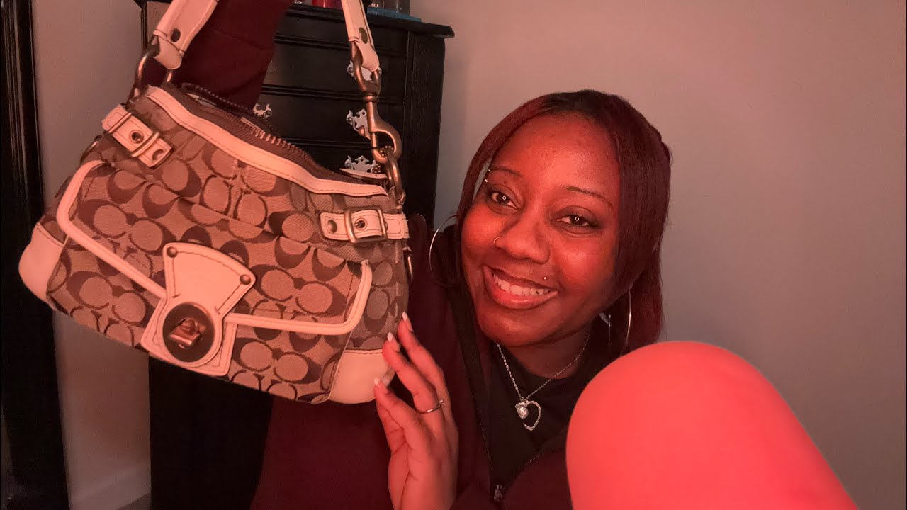 ASMR What’s in my purse 👜 #tapping #mouthsounds #asmr #whispering #coachbag 