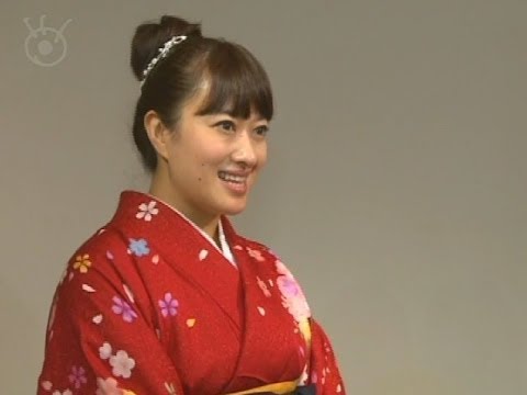 Rokyoku Performer Keiko Haruno / ケイコ先生、浪曲一直線！
