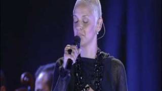 Miniatura de vídeo de "Mariza - Desejos Vãos (Florbela Espanca) HD Fado Live Lisboa"