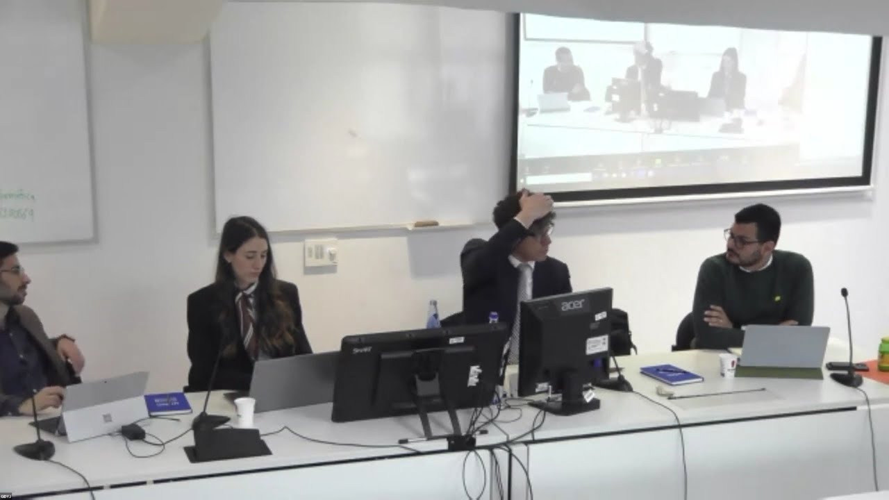 La cita previa a debate.