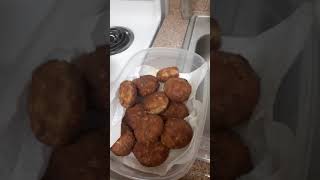 Style Crab Cakes Mussels ,French Fries , Dame Dashbutter Sauce