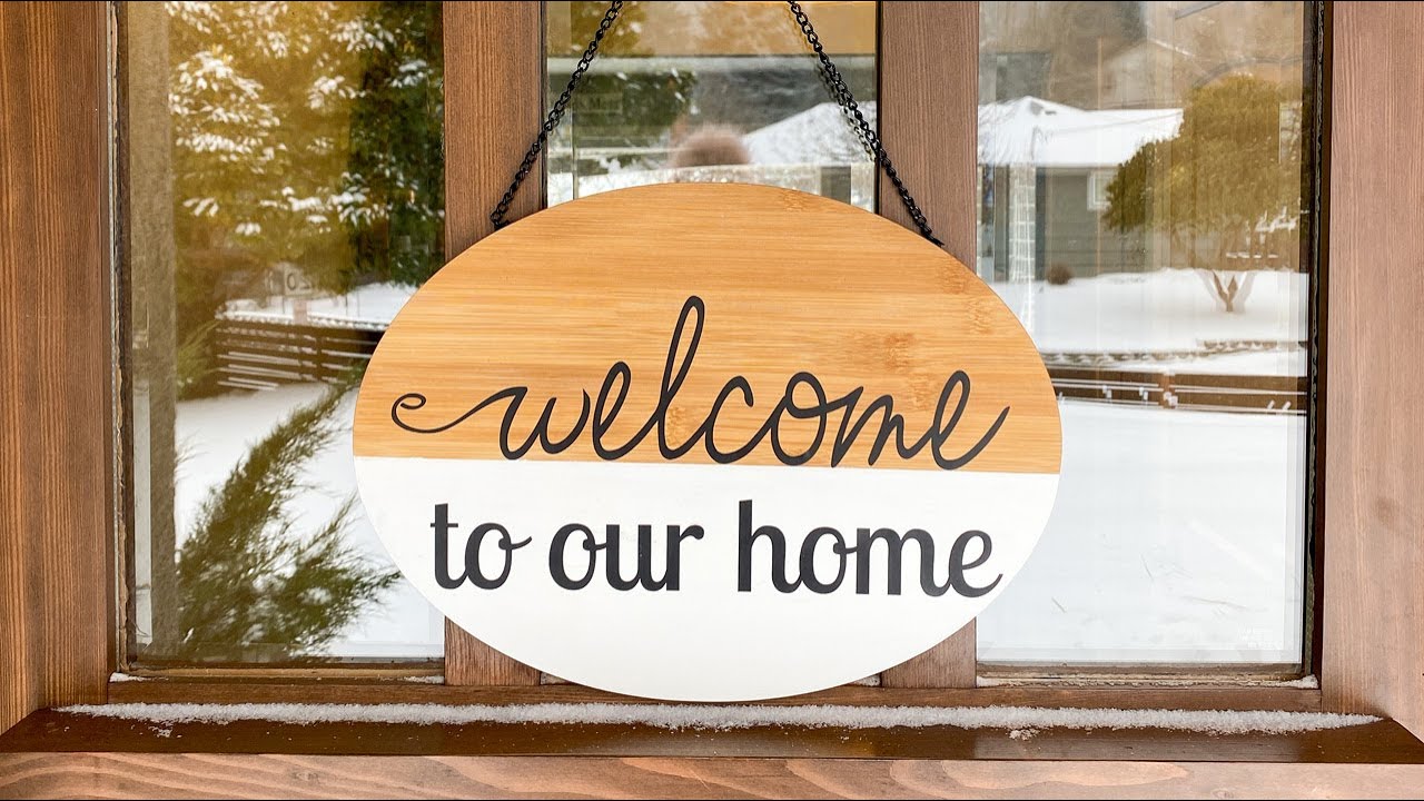 A Quick DIY Split Color Oval Welcome Sign Tutorial with Craft Warehouse ...