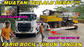 Farid Bocil Turun Tangan !!! Bantu Truk Trailer Nanjak Hujan Hujanan di Sitinjau Lauik