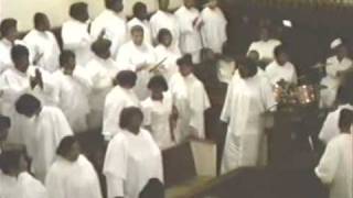 St. James Mass Choir - I'll Get Home Someday chords