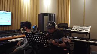 BEHIND THE SCENE RECORDING BERDEBAR BY SISCA JKT48