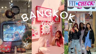 BANGKOK VLOG 🇹🇭 we stayed for 11 days! shopping, eating, going to cute cafes & foot massage 🎀