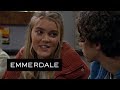 Emmerdale - Gabby Sees Leanna Kissing Jacob