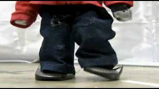 !!BREAK DANCING, HIP HOP ROBOT WIPES THE FLOOR!!