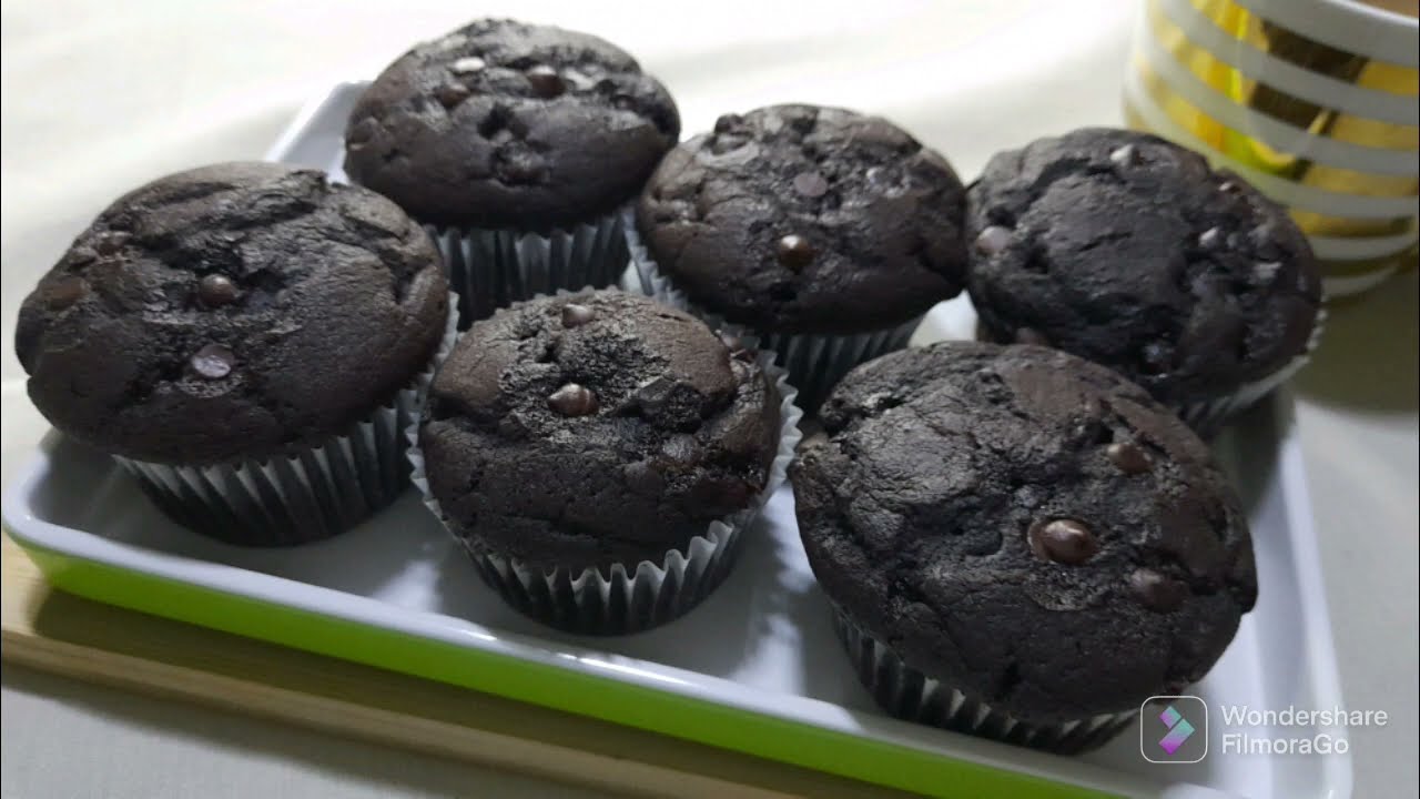 VLOG NO.1 CHOCOLATE MUFFINS|chocomuffins