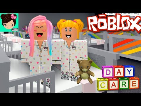 aventuras en el parque disney en roblox con bebe goldie