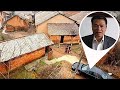 ¡Un millonario regresó a su pueblo y demolió todas las casas con una excavadora! ¿Por qué?