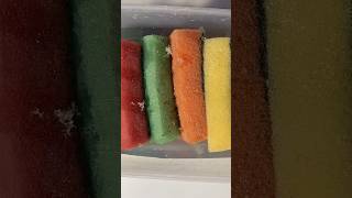 ASMR 🌈 Wet bulk kitchen sponges squeezing with water #asmr #spongerinse #squeezing #sponge #relax