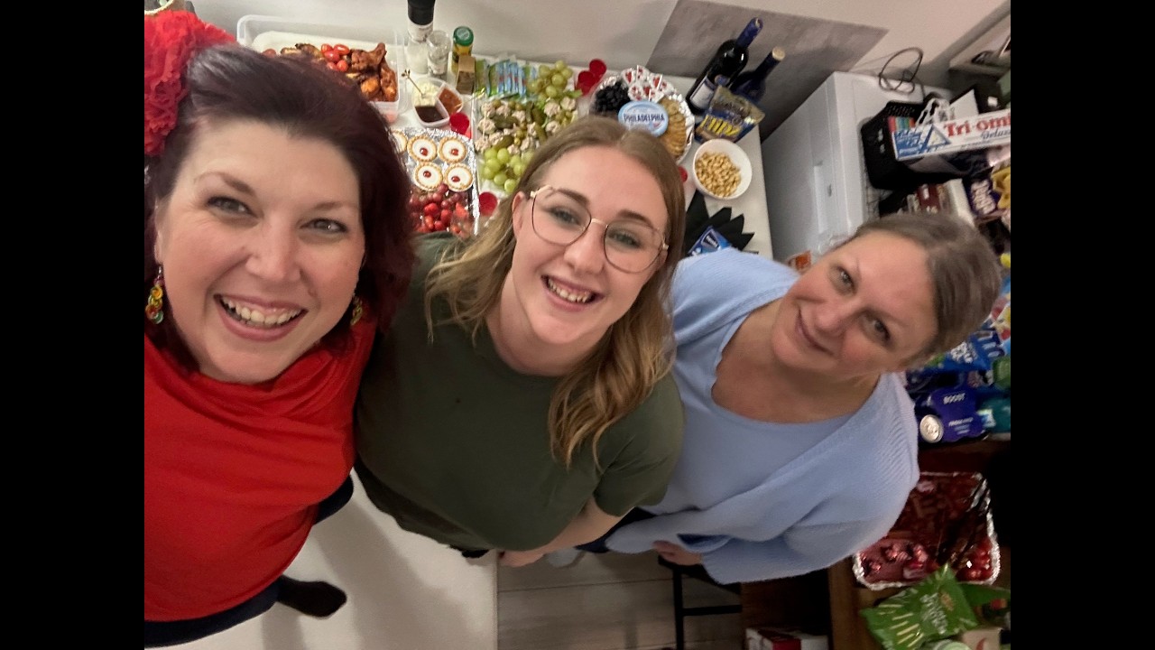 Driving Ireland's Narrow Roads & Sweet Laughs With Grammy!❤️🚗