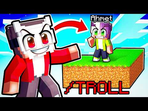 I Trolled My Friend on My Minecraft Server! (He Went Crazy) | Minecraft